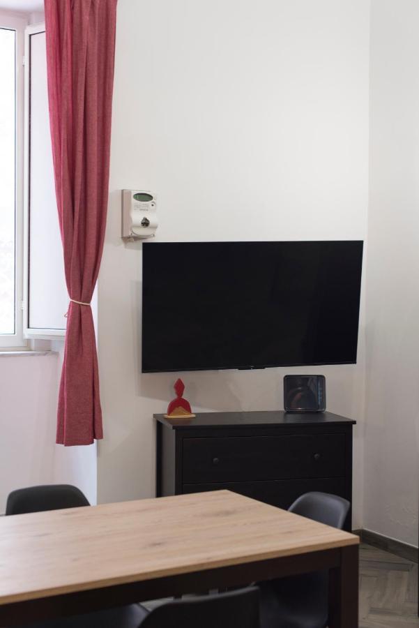 Madaleni Home Plebiscito เนเปิลส์ ภายนอก รูปภาพ