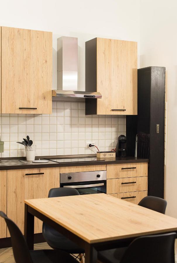 Madaleni Home Plebiscito เนเปิลส์ ภายนอก รูปภาพ